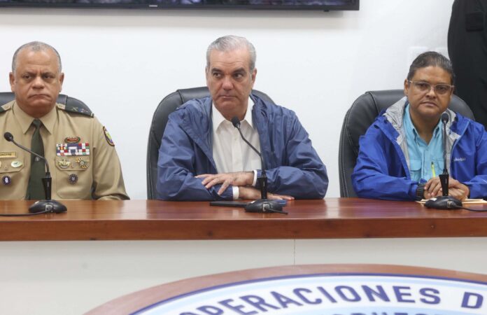 Gobierno y Alcaldía del DN activan respuesta ante lluvias; mantienen provincias en alerta