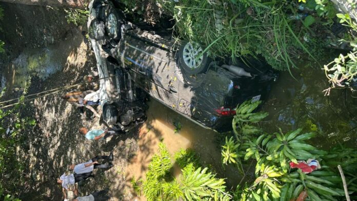Tres heridos tras accidente con unidad de escolta presidencial