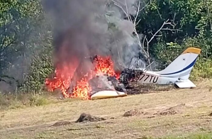 Avioneta se precipita en Dajabón; piloto y copiloto resultan heridos