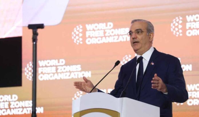 Abinader presenta a RD como una de las mejores decisiones de inversión del hemisferio en el Congreso Mundial de Zonas Francas