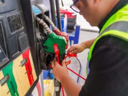 Cierran estación de combustibles en Montecristi por vender gasolina de baja calidad