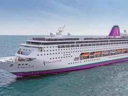 Crucero que estuvo confinado con un brote de gastroenteritis sale del puerto de Burdeos