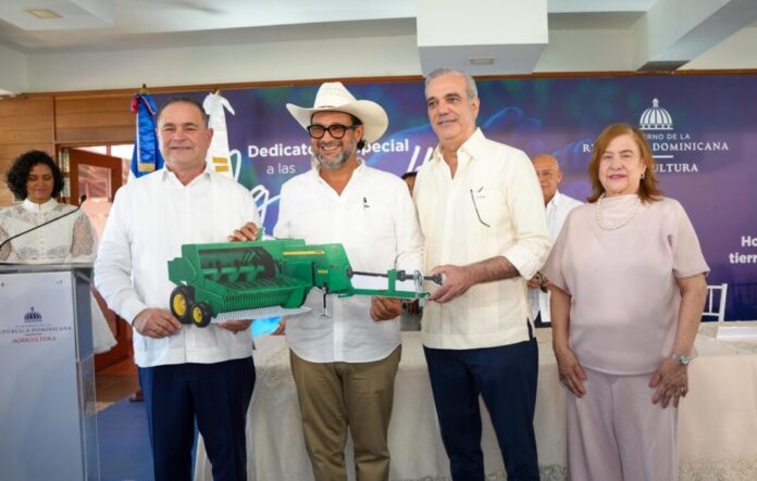 Abinader destaca fortaleza del campo dominicano y reafirma apoyo a los agricultores