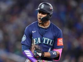 Julio Rodríguez cumple reto de fanático con jonrón y luego lo repite en triunfo de Seattle