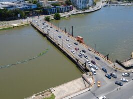 Puente flotante será cerrado por 2 horas este sábado para permitir el paso de una embarcación