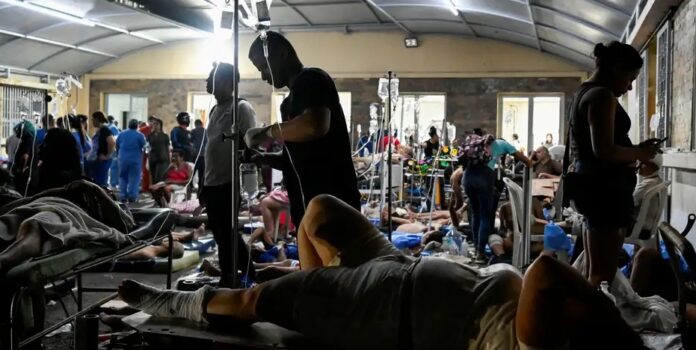 Al menos 164 muertos y 971 heridos por sismos en Venezuela