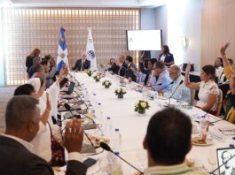 Consejo Nacional de Educación aprueba Calendario Escolar 2026-2027 y oficializa Estrategia Nacional de Competencias Digitales