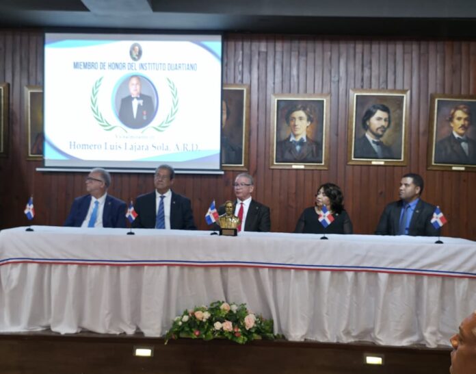 Instituto Duartiano juramenta a nuevos miembros de honor