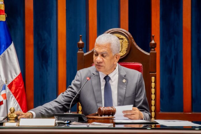 Senado crea Comisión Bicameral para ley de crecimiento y reforma fiscal