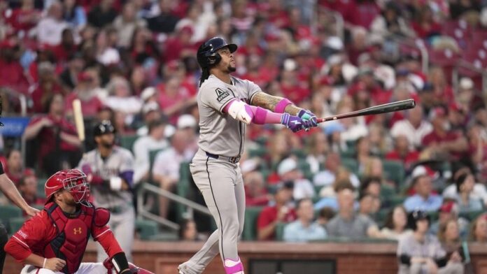 ¡A la calle! Ketel Marte castiga a los Dodgers con jonrón de 431 pies para dejarlos en el terreno