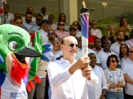 ¡Llegó la llama! Santiago recibe la antorcha de los Juegos Centroamericanos y del Caribe