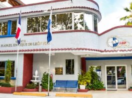 ADP rechaza intención de extender en dos semanas el calendario escolar