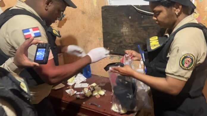 DNCD incauta drogas, armas y vehículos durante operativos en Nagua, Río San Juan y Samaná