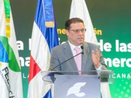 Ministro Sanz Lovatón destaca unificación y modernización del registro mercantil Ministro Sanz Lovatón destaca unificación y modernización del registro mercantil