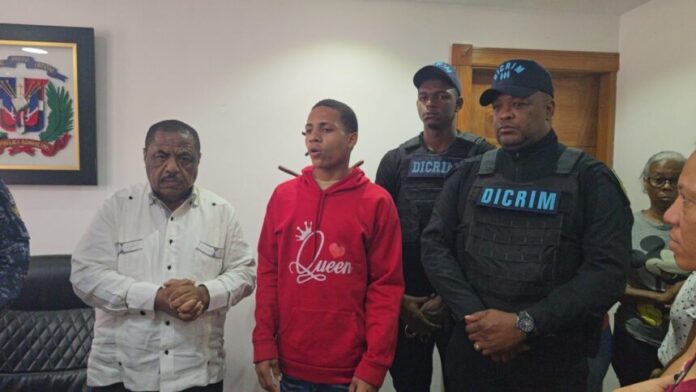 Se entrega acusado de matar a haitiano en Trasero de Maco; alega que actuó en defensa propia