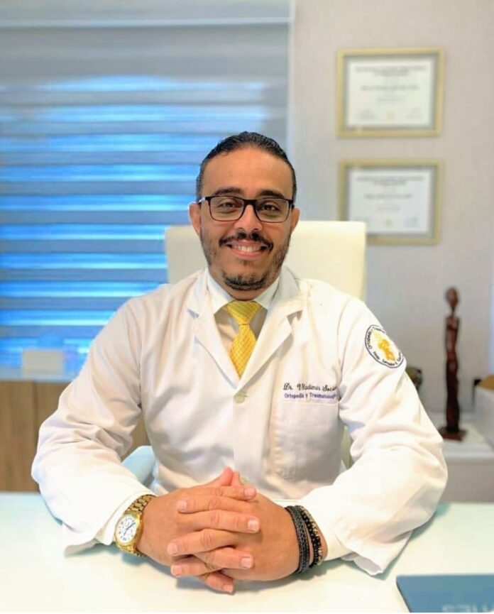 Ortopeda y traumatólogo Vladimir Socías, llama a la prevención y el diagnóstico oportuno