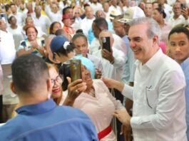 Presidente Abinader agota agenda de trabajo en La Vega y Santiago este fin de semana