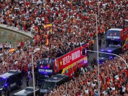 Dos millones de personas reciben a la selección de España