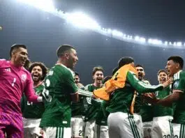 México avanza a los octavos tras derrotar 2-0 a Ecuador