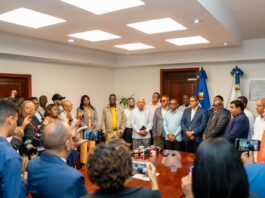 Grupo G12 presenta propuestas de modernización al Intrant