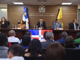 JCE reconoce a la cedulada número 3 millones y anuncia se elimina restricción del mes de cumpleaños para renovar cédula