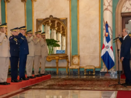 Abinader juramenta nuevos mandos militares y de la Policía