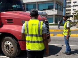 INTRANT, DIGESETT y MOPC fiscalizan 28 vehículos pesados por circular sin autorización
