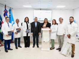 SNS y UNICEF fortalecen Programa Mamá Canguro con donación de equipos médicos valorada en más de RD$5.4 millones El Servicio Nacional de Salud (SNS), continúa fortaleciendo y ampliando el Programa Mamá Canguro en la Red Pública de Salud, una estrategia dirigida a mejorar la atención de recién nacidos, especialmente prematuros y de bajo peso, mediante un modelo que integra al bebé, la madre y la familia en el proceso de cuidado.