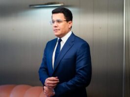 David Collado encabeza preferencia electoral dentro y fuera del PRM