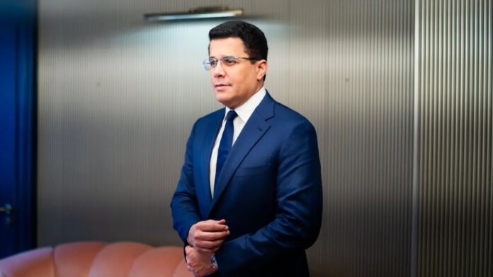 David Collado encabeza preferencia electoral dentro y fuera del PRM