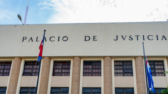 Tribunal rechaza extinción de acción penal presentada por varios acusados del caso contra Jean Alain Rodríguez y compartes