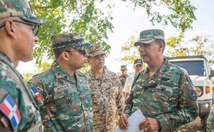 Ejército realiza supervisión militar de tres días en la frontera con Haití