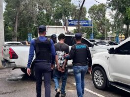Detienen a dos jóvenes implicados en la muerte de un sargento de la Policía en Santiago