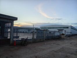 Cierran fábrica de cartón de inversionistas Chinos en San Antonio de Guerra Cierran fábrica de cartón de inversionistas Chinos en San Antonio de Guerra