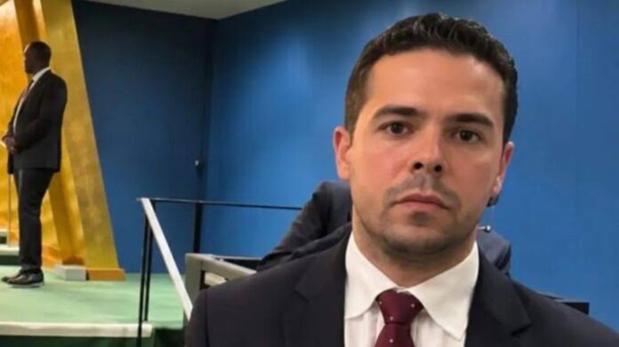 EE.UU. expulsa a diplomático cubano tras un altercado en la ONU