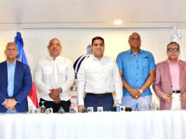 Juan Núñez y Kelvin Cruz anuncian Premundial de Béisbol Sub-18 en República Dominicana Juan Núñez y Kelvin Cruz anuncian Premundial de Béisbol Sub-18 en República Dominicana