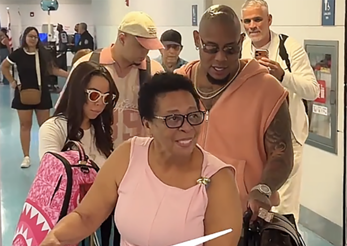 Bulín 47 llega a Puerto Rico junto a su madre Mercedes para cumplirle su sueño