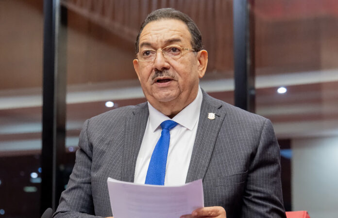 El senador por la provincia Hato Mayor, doctor Cristóbal Castillo Liriano, sometió ante el Senado de la República un proyecto de ley destinado a regular la supervisión, inspección, montaje, operación y mantenimiento de los juegos mecánicos y las atracciones de diversión en todo el territorio nacional.