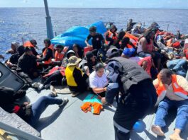 Interceptan lancha con 59 personas en viaje ilegal frente a las costas de Samaná