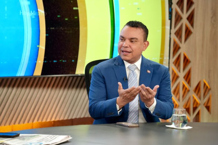 Red Pública de Salud amplía capacidad para atender casos complejos y realiza cirugías intrauterinas sin costo