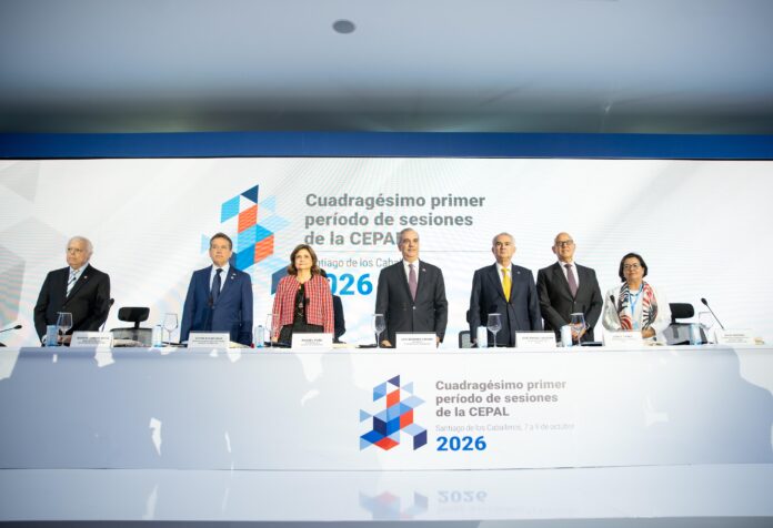 Ante la CEPAL, presidente Abinader llama a una mayor cooperación regional y plantea un crecimiento sostenido, con instituciones sólidas e inversión, que llegue a los hogares, se refleje en los salarios y permita superar la pobreza