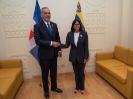 Abinader y Delcy Rodríguez abordan cooperación energética, relaciones consulares y turismo en reunión bilateral en Roma, Italia Abinader y Delcy Rodríguez abordan cooperación energética, relaciones consulares y turismo en reunión bilateral en Roma, Italia