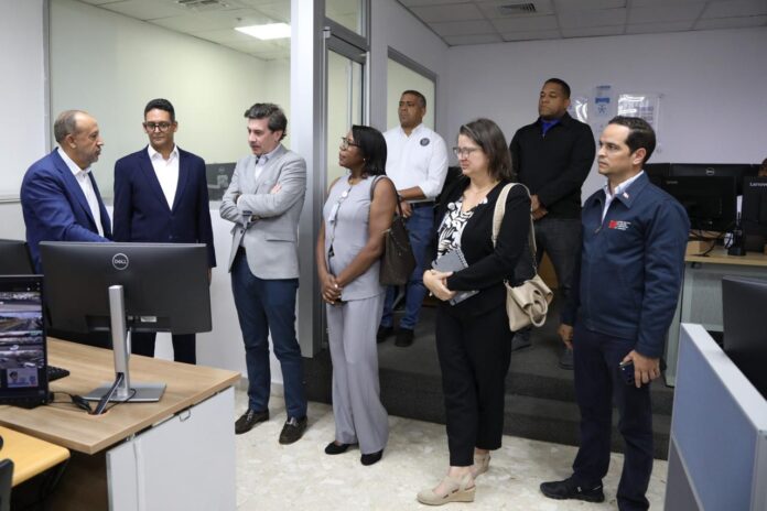 Sistema 911 e INL dan seguimiento a proyectos de superinteligencia y robótica en apoyo a la lucha contra el crimen organizado