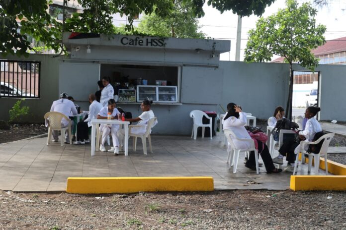 Paro del CMD afecta consultas en hospitales públicos este martes
