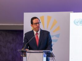 Ministro Freund afirma instituciones deben superar desafíos del presente y anticiparse a los retos del futuro