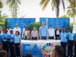 Director general de la FAO visita escuela modelo de Monte Plata que impulsa la alimentación sostenible