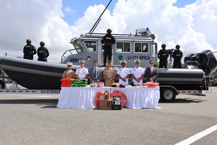 Armada incorpora nueva lancha interceptora donada por EE.UU. para reforzar la seguridad marítima