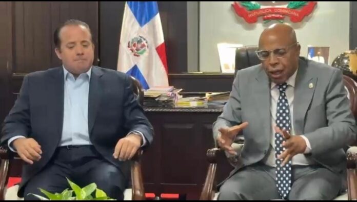 Depositan en la Cámara de Diputados proyecto de ley que fortalece autonomía y competencias de DIGEMAPS