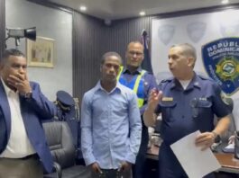 Alias “Chiripa” se entrega voluntariamente en el Palacio de la Policía Nacional Alias “Chiripa” se entrega voluntariamente en el Palacio de la Policía Nacional