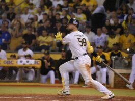 Águilas derrotan a las Estrellas 5-2 en 11 entradas